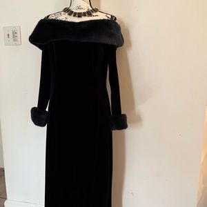 TADASHI long velvet gown